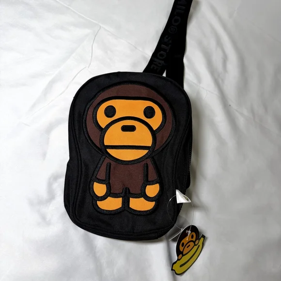 BAPE Baby Milo Crossbody Bag - Picture 1 of 3